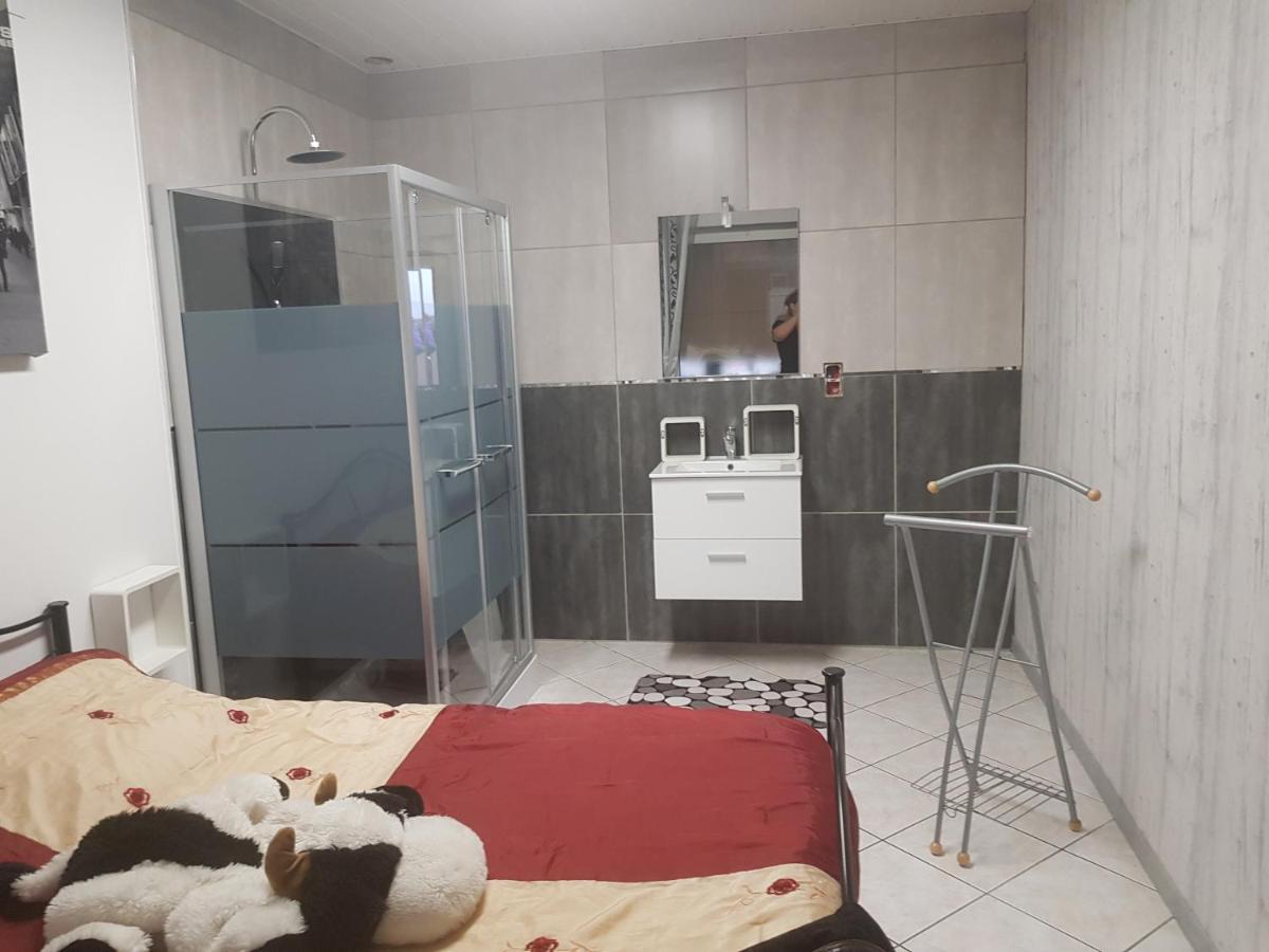 Appartement De 70M2 Tout Equipe Hargarten-aux-Mines Buitenkant foto