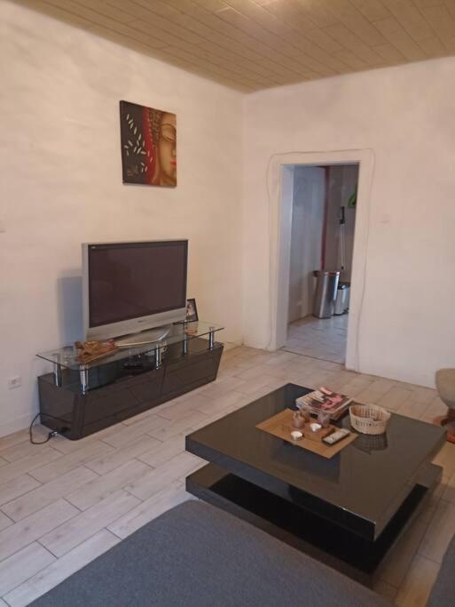 Appartement De 70M2 Tout Equipe Hargarten-aux-Mines Buitenkant foto